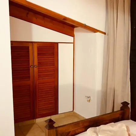 Ozymandias Attic - Apartament Kalawrita