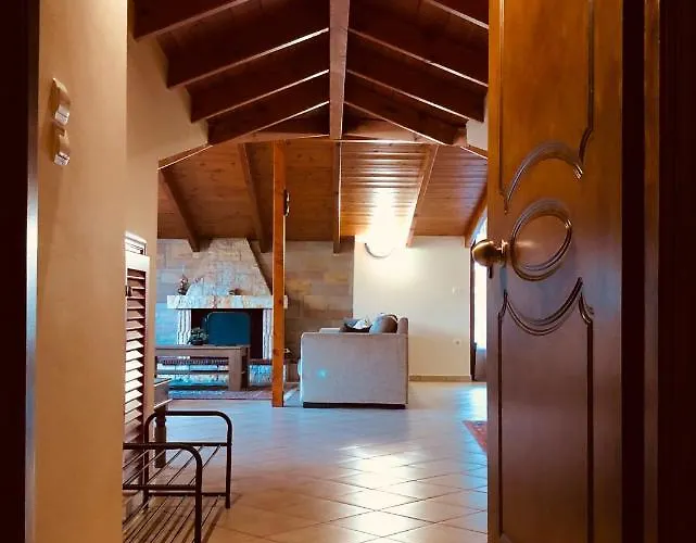 Apartment Ozymandias Attic - *